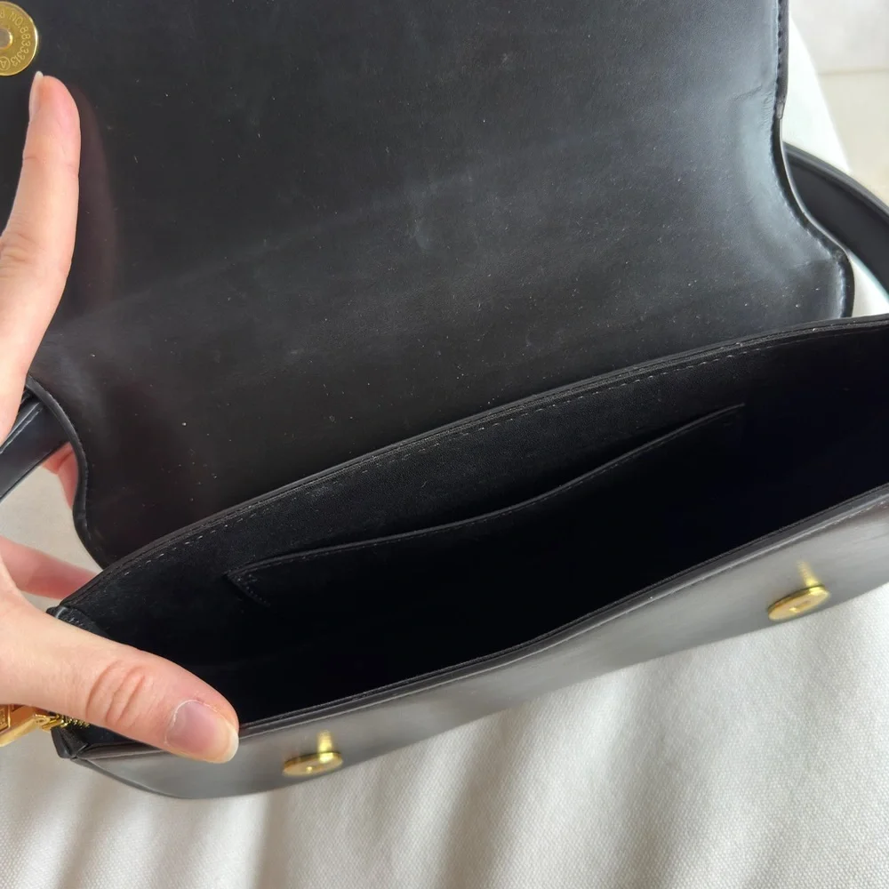 JW PEI Black shoulder bag with Gold-Tone Accents - Picture 3 of 6